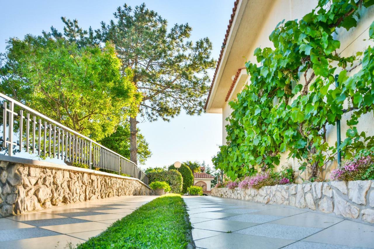 Bella Vista Apartments Crikvenica Kültér fotó